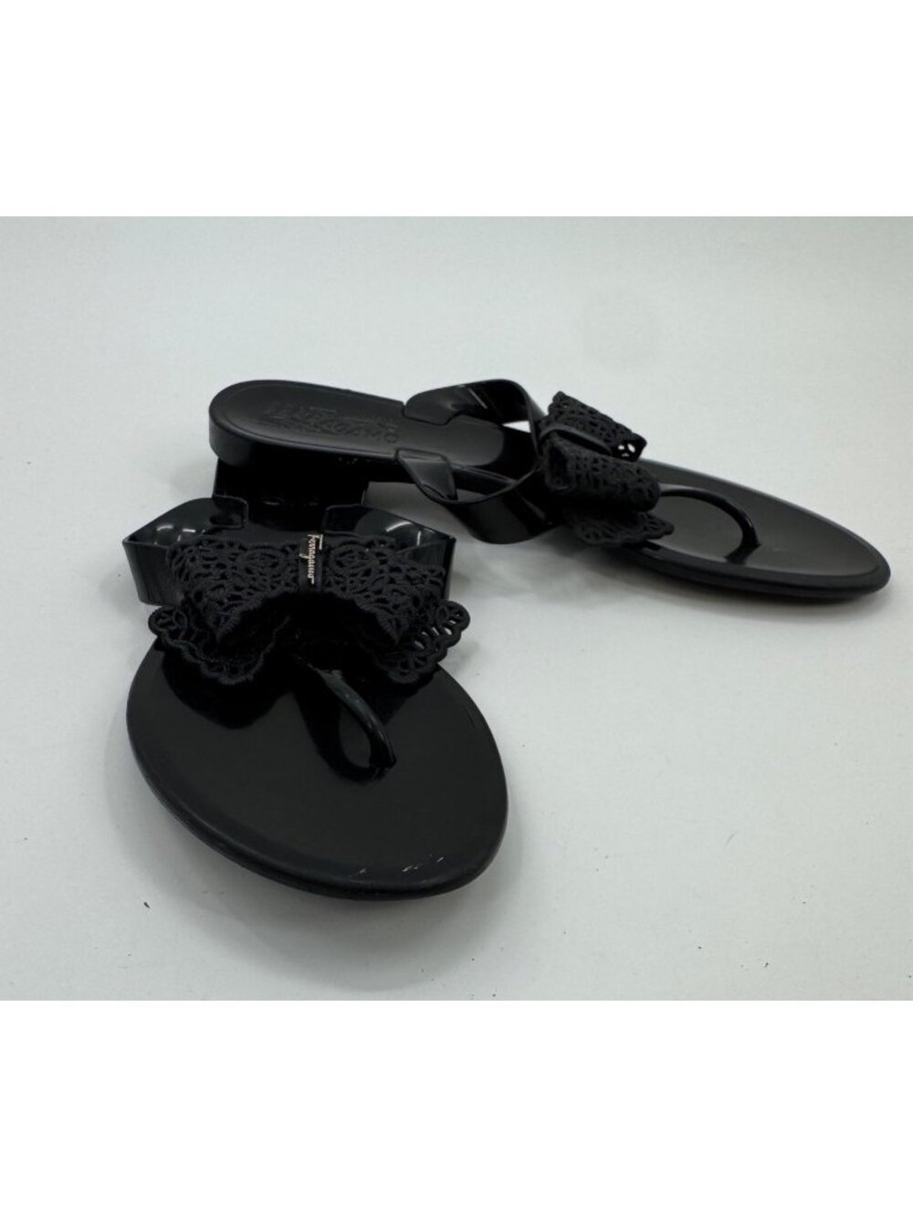 Salvatore Ferragamo Black Jelly Sandals With Crochet Bow Accents Size 7